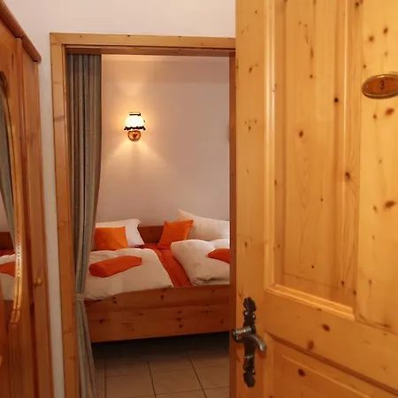 Privatunterkunft Heidi´s Häuschen Schollbrunn